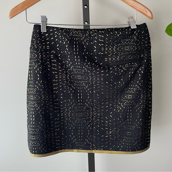 Annika Cutter & Buck Mini Skirt UPF 50 Sun Protection Black Gold Golf Tennis - Picture 2 of 7
